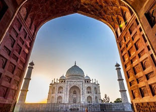 Immerse yourself in the breathtaking beauty of the Taj Mahal at sunrise or sunset on a day trip from Delhi. ...