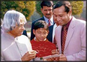 Mr.Anuj Garg, M.D, ISMC, meeting Honorable Former President of India, Dr. A.P.J. Abdul Kalam.