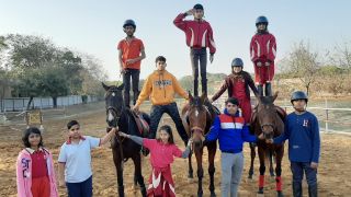 places to ride a horse in delhi Horse Master riding Club