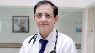 specialized physicians nephrology delhi Dr. Vikram Kalra