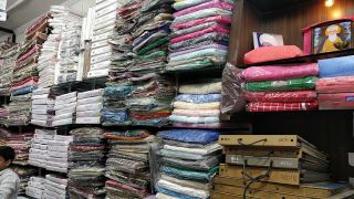 bed linen shops in delhi HANDLOOM HOUSE Kalkaji ( Mattress , Bedsheet , Pillows , Curtains , Quilts & Blankets Shop in Kalkaji ) Spinal Medic Mattress , Dr Ortho Mattress , All type of Mattresses and foam .